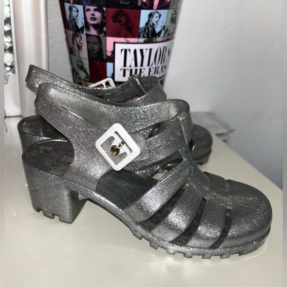 Y2K Silver Glitter Jelly Shoes - Picture 1 of 2
